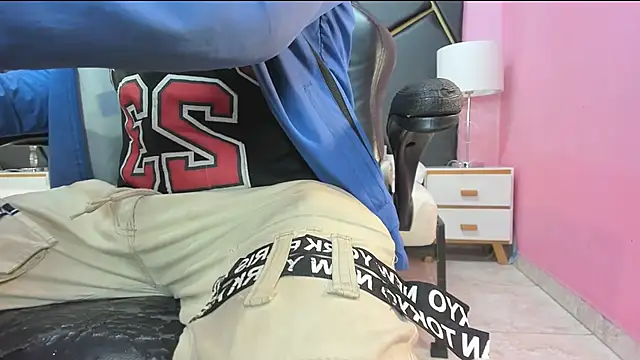 Snapshot of JoseVesga chatting on 11-26-25, 01:50 JoseVesga online show from 11-26-25, 01:50