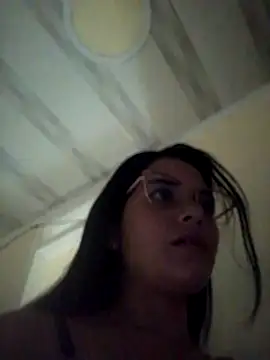 sofi11ruiz online show from 12-14-25, 04:29