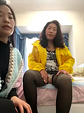 22xiaopingguo online show from 11-30-25, 07:23