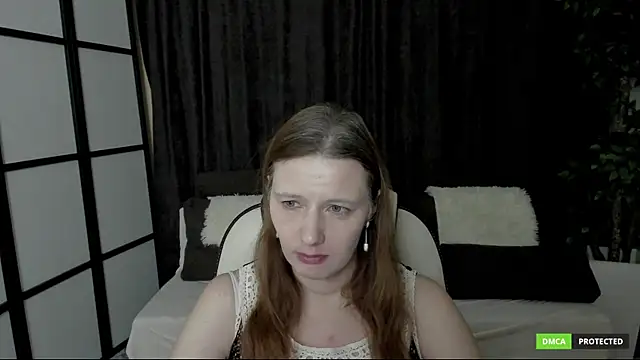 KathrineMeyer online show from 12-16-25, 02:27