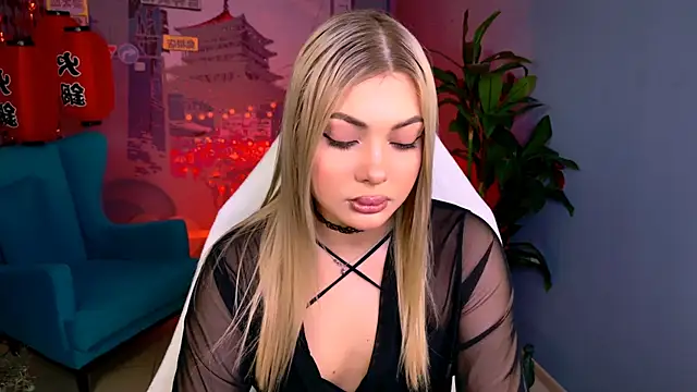 Snapshot of HyileyClark chatting on 02-21-26, 08:15 HyileyClark online show from 02-21-26, 08:15