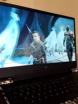 uk gamer 63 online show from 12-01-25, 03:00