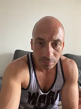 Russo41rj online show from 12-19-25, 02:35