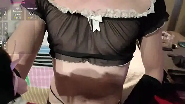 Snapshot of kittenbaguettefemboy chatting on 11-29-25, 09:18 kittenbaguettefemboy online show from 11-29-25, 09:18