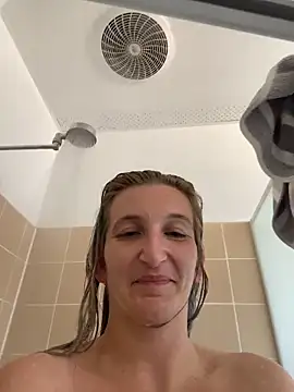 Skyme2713 online show from 12-20-25, 02:07