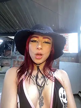 Ravenkittyy online show from 11-27-25, 05:37