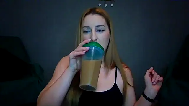 Snapshot of dixielarys chatting on 01-17-26, 06:00 dixielarys online show from 01-17-26, 06:00