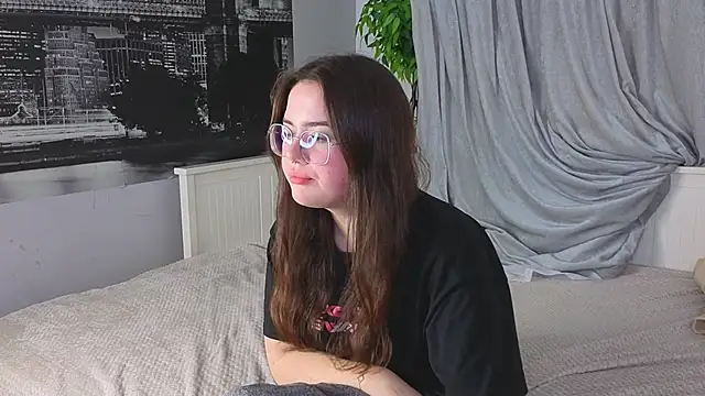 Snapshot of BettyWatkins chatting on 11-29-25, 10:46 BettyWatkins online show from 11-29-25, 10:46