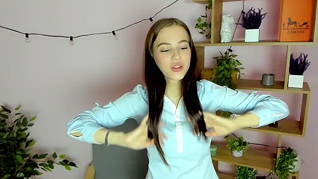 Snapshot of CassidyMuskus chatting on 11-27-25, 06:26 CassidyMuskus online show from 11-27-25, 06:26