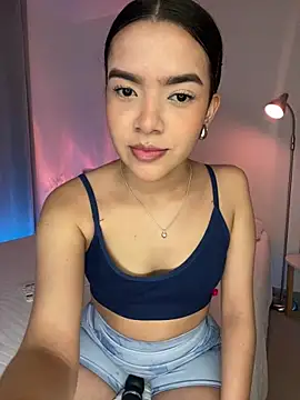 Snapshot of fluffycurls chatting on 02-19-26, 11:28 fluffycurls online show from 02-19-26, 11:28