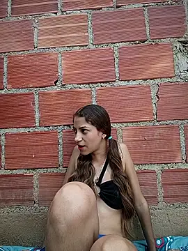 Vanneskk online show from 02-18-26, 07:43