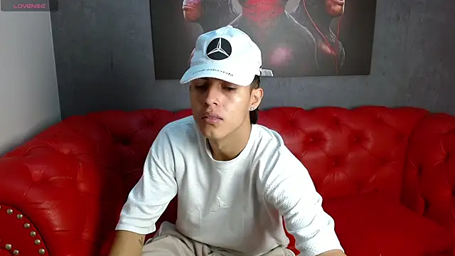 Ethan Jamees online show from 12-17-25, 02:45