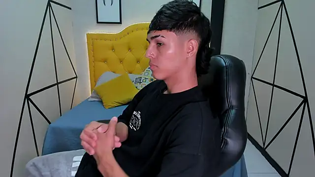 Ethan Jamees online show from 02-06-26, 08:12