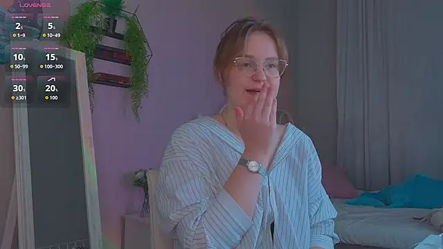 Rada Reiss online show from 11-27-25, 03:58