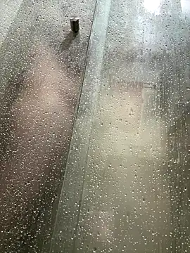 Snapshot of Criss_____ chatting on 11-26-25, 11:28 Criss online show from 11-26-25, 11:28