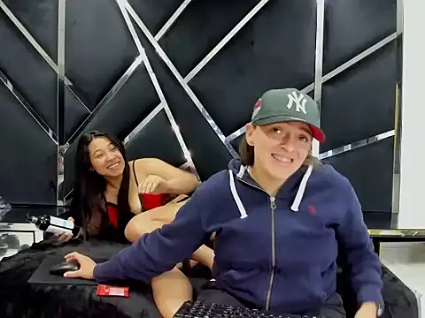 Alyssa Noah online show from 12-02-25, 04:18