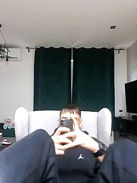 martme69 online show from 12-17-25, 09:15