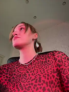 PollyRiven online show from 11-28-25, 01:25