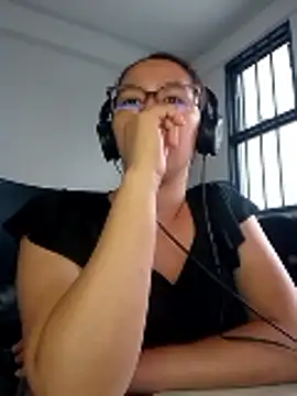  AmyAdams  online show from 01-10-26, 10:36