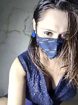 HONEY BEBS online show from 01-06-26, 03:49