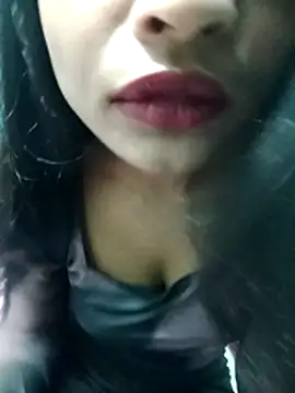 Zoyaa-Zubair online show from 02-19-26, 06:15