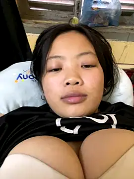 Mailyysa online show from 12-18-25, 04:18