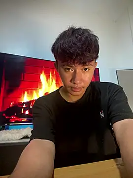 Snapshot of asiantwink0000 chatting on 01-08-26, 05:04 asiantwink0000 online show from 01-08-26, 05:04