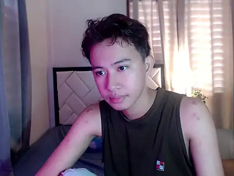 Snapshot of asiantwink0000 chatting on 02-17-26, 05:15 asiantwink0000 online show from 02-17-26, 05:15