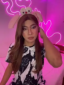 Snapshot of asiantwink0000 chatting on 04-15-26, 03:19 asiantwink0000 online show from 04-15-26, 03:19