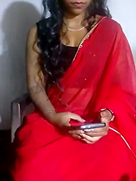Snapshot of pooja199 chatting on 12-18-25, 05:30 pooja199 online show from 12-18-25, 05:30