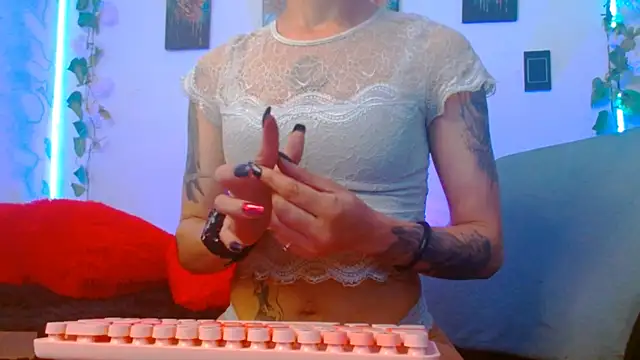 Ginger-24 online show from 01-10-26, 01:24