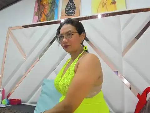 Valeria gil  online show from 12-03-25, 11:36