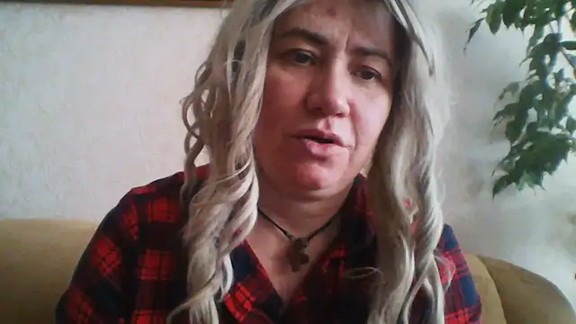 ClaireShannon online show from 01-16-26, 11:47