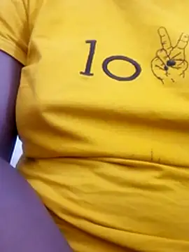 Snapshot of Reneigh31 chatting on 12-01-25, 07:46 Reneigh31 online show from 12-01-25, 07:46