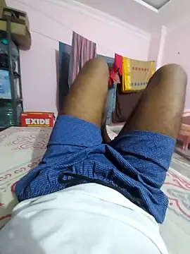 Snapshot of Yth24 chatting on 11-28-25, 03:31 Yth24 online show from 11-28-25, 03:31