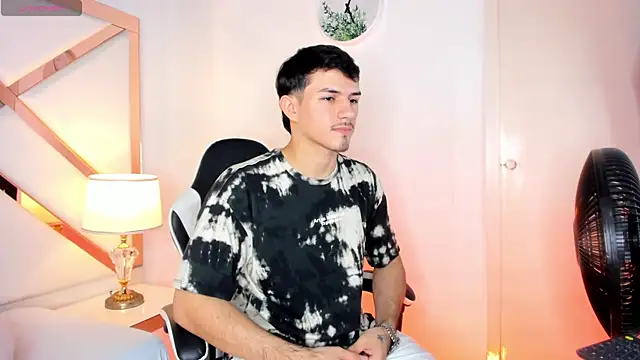 Justin duque online show from 11-29-25, 07:39