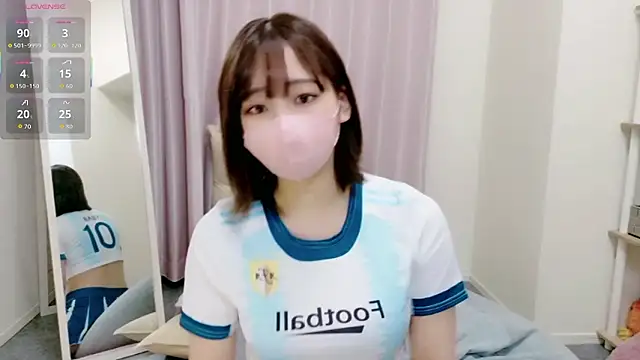 moeka chaaan online show from 03-12-26, 10:43