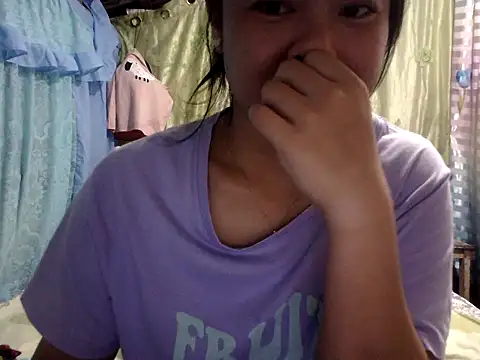 Snapshot of xxdreamgirl69 chatting on 02-19-26, 10:17 xxdreamgirl69 online show from 02-19-26, 10:17