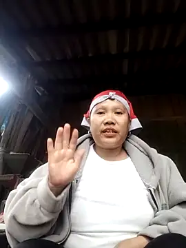 LeoPet2x online show from 12-14-25, 09:03