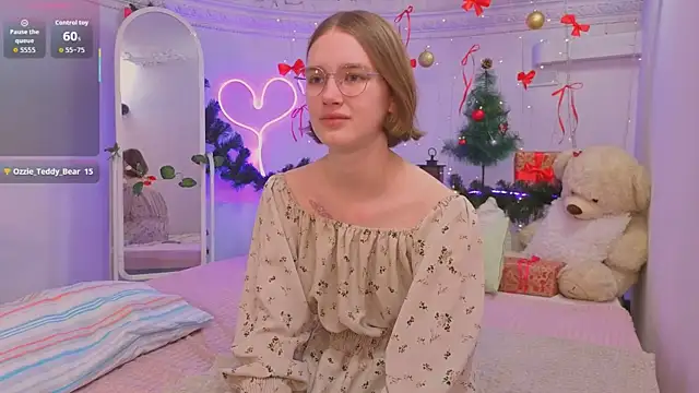 Mia Mooore online show from 01-07-26, 01:46