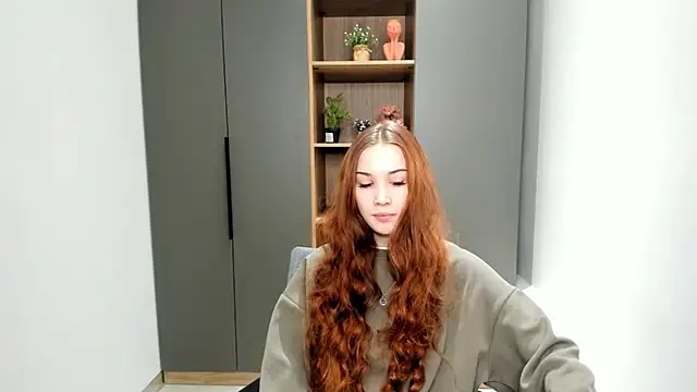 ElizaHunkins online show from 11-30-25, 08:29