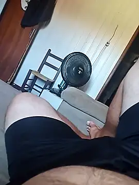 Tenenterodrigo online show from 12-04-25, 04:48