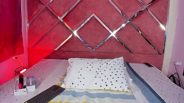 MeganDangelo online show from 02-03-26, 07:41