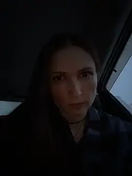 ZaraHill online show from 12-14-25, 02:28