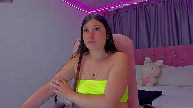 AngieG02  online show from 01-14-26, 03:01