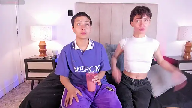 Brenda Tina online show from 01-13-26, 03:34