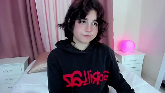 daniellesins2 online show from 12-01-25, 12:54