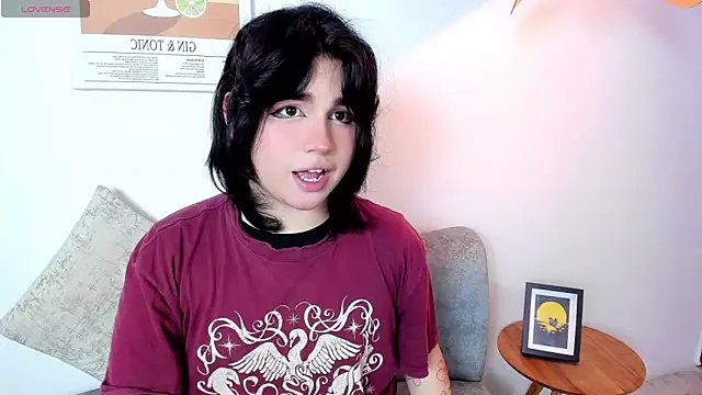 daniellesins2 online show from 12-20-25, 08:49