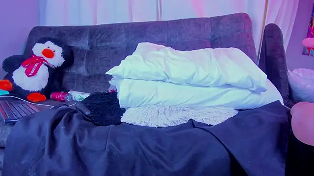 BonnieRitz online show from 11-30-25, 12:53