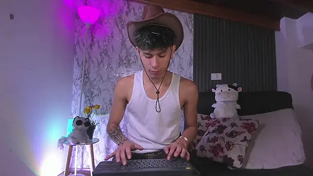 Jake beach  online show from 02-09-26, 03:21